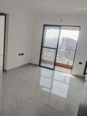 Room in 2 BHK Apartment at Pristine Allure, Kharadi – for Rent