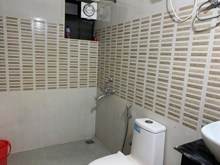 Bathroom, mukkola 2 Bedroom 1150 Sq.Ft. Apartment In Mukkola Thiruvananthapuram 10003466