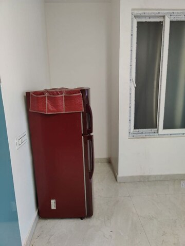 Room in 3 BHK Apartment at DLF Hyde Park, South Mullanpur – for Rent