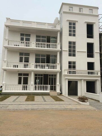 3 BHK Apartment For Rent in DLF Hyde Park, South Mullanpur