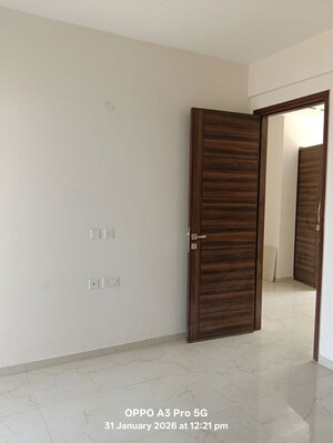 Room in 2.5 BHK Apartment at M3M Soulitude, Sector 89 – for Sale