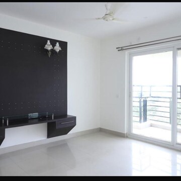 Room in 3 BHK Apartment at Purva Venezia, Yelahanka New Town – for Rent