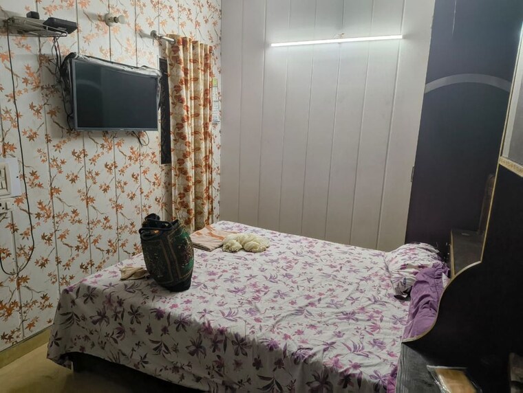 Bedroom, vikas puri 2 Bedroom 700 Sq.Ft. Apartment In Vikas Puri Delhi 10003519