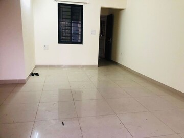 Room in 2 BHK Apartment at Nanded – for Rent