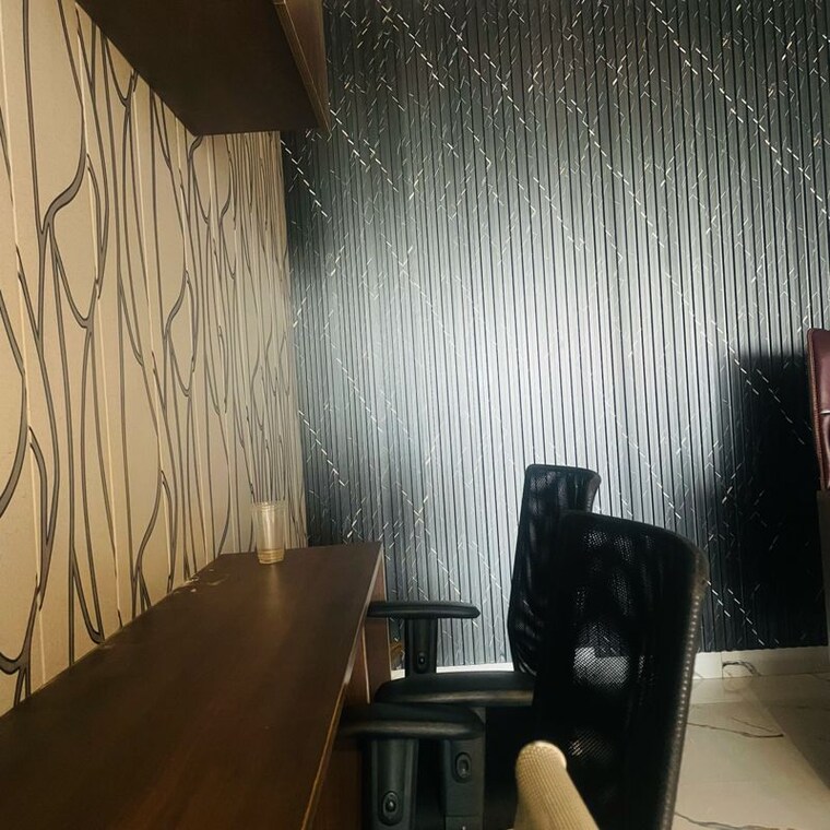 Team Area, alphathum Commercial Office Space 200 Sq.Ft. In Sector 90 Noida 9905941