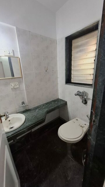 Master Bedroom in 2 BHK Apartment at Crystal Palace Powai, Powai – for Rent