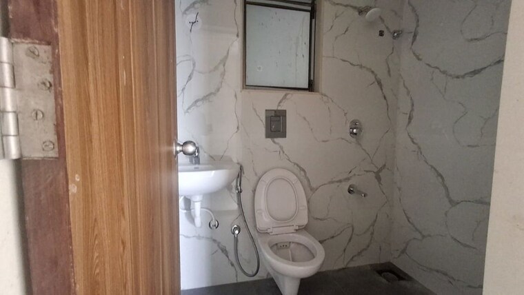 Bathroom, crystal-paradise-residences 2 Bedroom 596 Sq.Ft. Apartment In Andheri East Mumbai 10003547