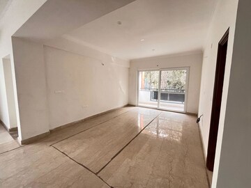 3 BHK Apartment For Rent in Cooke Town