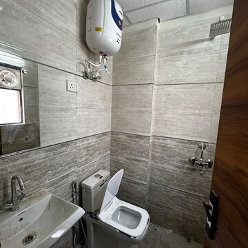 Bathroom in 1 RK Builder Floor at Sushant Lok I – for Rent