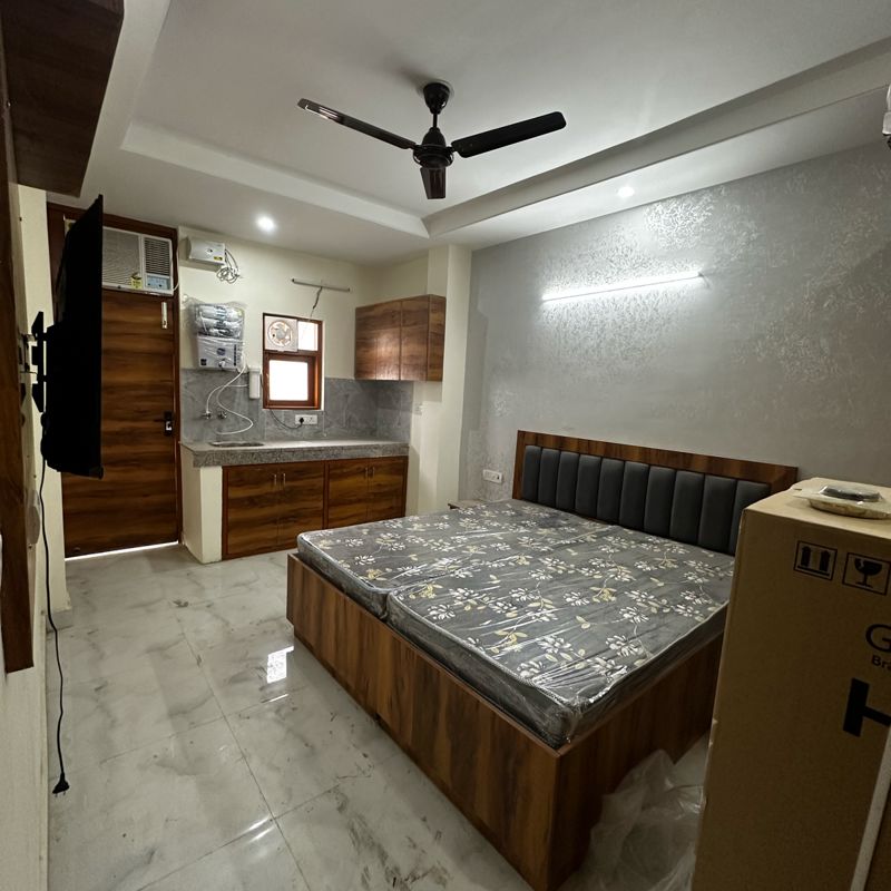 1 RkBuilder Floor For Rent in Sushant Lok I