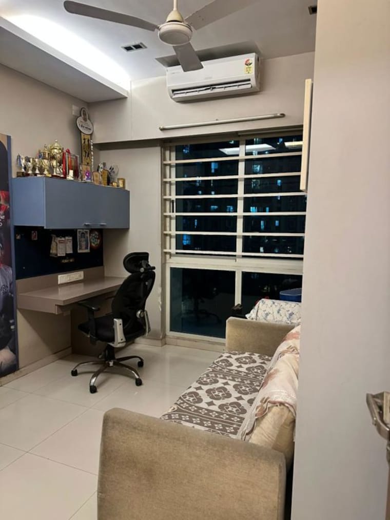 Living Room, sheth-vasant-lawns 4 Bedroom 1900 Sq.Ft. Apartment In Laxmi Nagar Thane 10003624