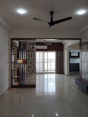 Room in 3.5 BHK Apartment at Prestige Tranquil, Kokapet – for Rent