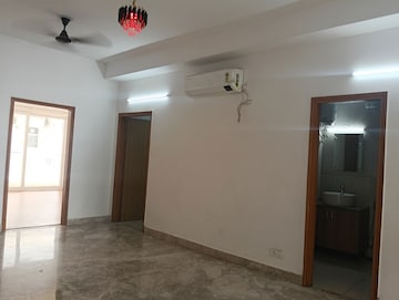 Room in 4 BHK Apartment at SS Linden, Sector 84 – for Sale