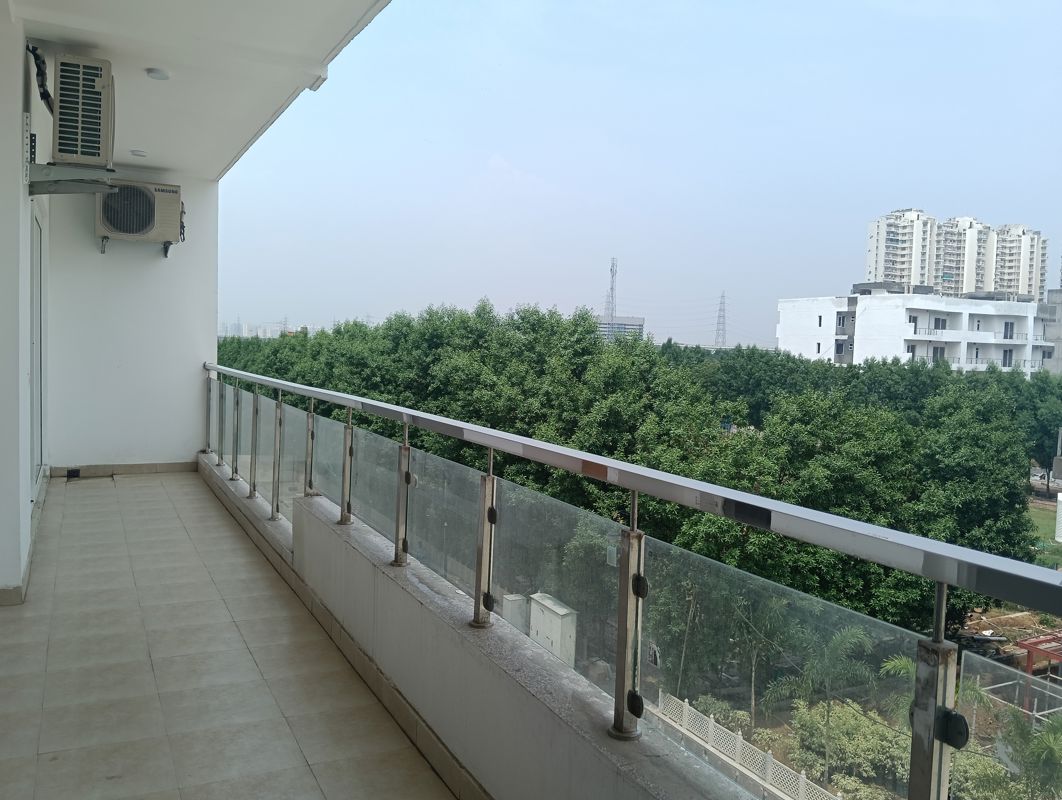 4 BHK + Servant Room 2741 Sq.Ft. Apartment in SS Linden