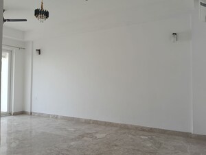 Room in 4 BHK Apartment at SS Linden, Sector 84 – for Sale