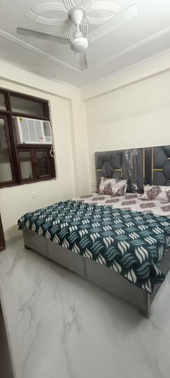 1 BHK Builder Floor For Rent in Neb Sarai