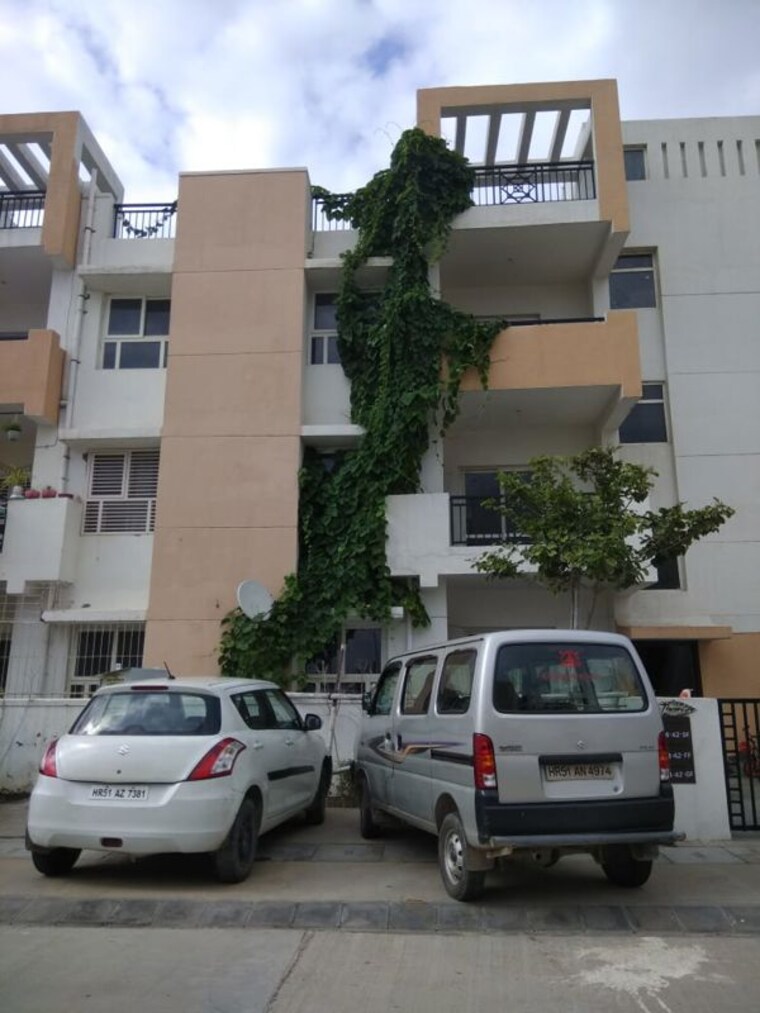 Exterior View, sector 89 3 Bedroom 250 Sq.Yd. Builder Floor In Sector 89 Faridabad 10003595