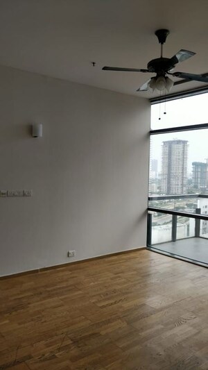 Room in 4 BHK Apartment at M3M Trump Tower, Sector 65 – for Sale