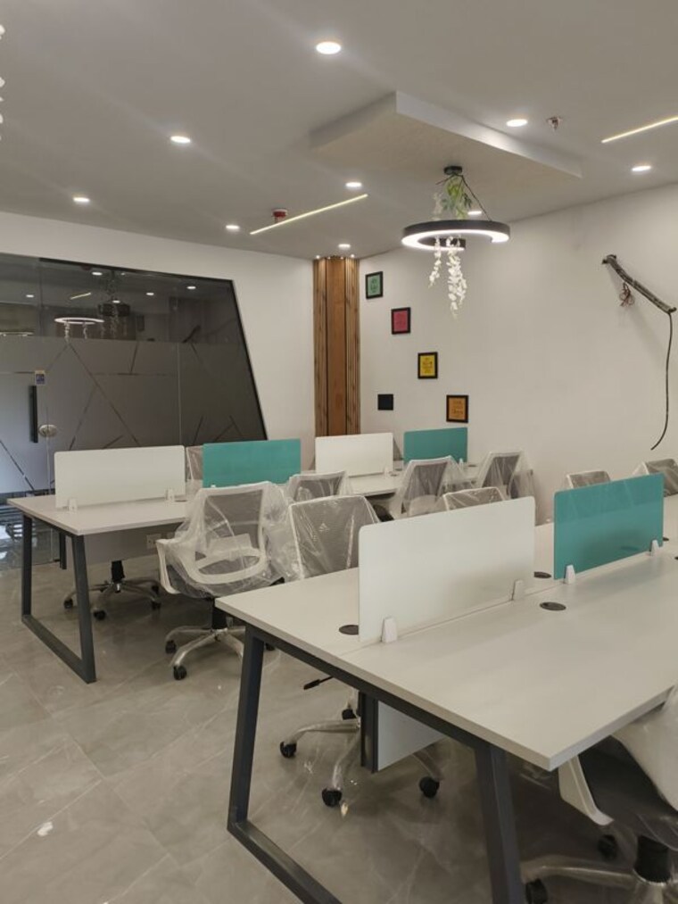 Team Area, industrial area Commercial Office Space 2000 Sq.Ft. In Industrial Area Mohali 10003669