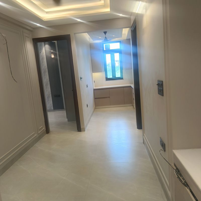5 BHK + Servant Room,Extra Room Apartment For Sale in Dwarka