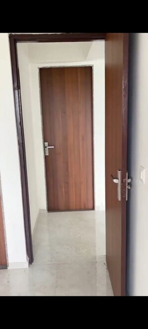 Furnished Amenities in 3 BHK Apartment at JP Iscon Flower, Bopal – for Rent