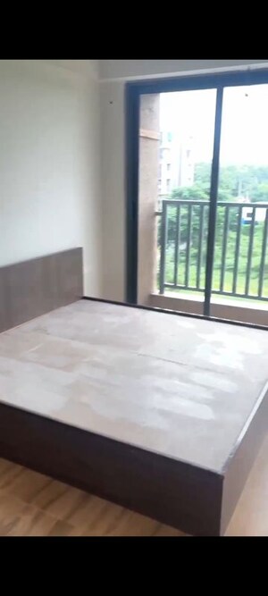 Room in 3 BHK Apartment at JP Iscon Flower, Bopal – for Rent