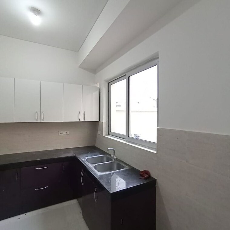 Kitchen, vatika-signature-villas 3.5 Bedroom 3240 Sq.Ft. Villa In Sector 82 Gurgaon 10003693