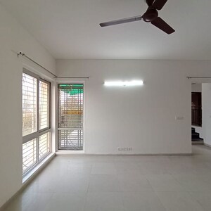 Room in 3.5 BHK Villa at Vatika Signature Villas, Sector 82 – for Rent