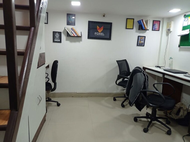 Team Area, haware-fantasia Commercial Office Space 212 Sq.Ft. In Vashi Sector 28 Navi Mumbai 10003603