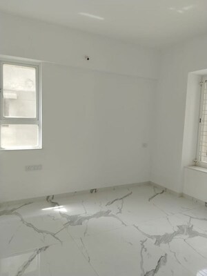 Room in 3 BHK Apartment at Magarpatta Grevillea, Hadapsar – for Sale