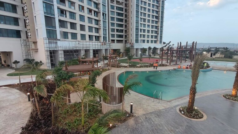 Exterior View, peninsula-celestia-spaces 2 Bedroom 845 Sq.Ft. Apartment In Parel Mumbai 10003741