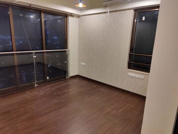Room in 2 BHK Apartment at Peninsula Celestia Spaces, Parel – for Sale