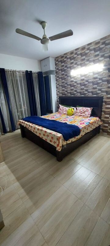 Bedroom in 3.5 BHK Apartment at BPTP Princess Park, Sector 86 – for Sale