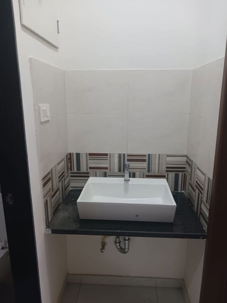 Bathroom, mantra-meraki 2 Bedroom 1000 Sq.Ft. Apartment In Akurdi Pune 10003753