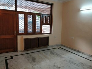 Room in 3 BHK Builder Floor at Kalkaji – for Rent