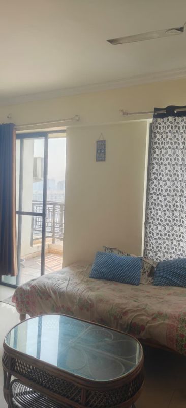 2 BHK Apartment For Rent in Mont Vert Seville Phase I