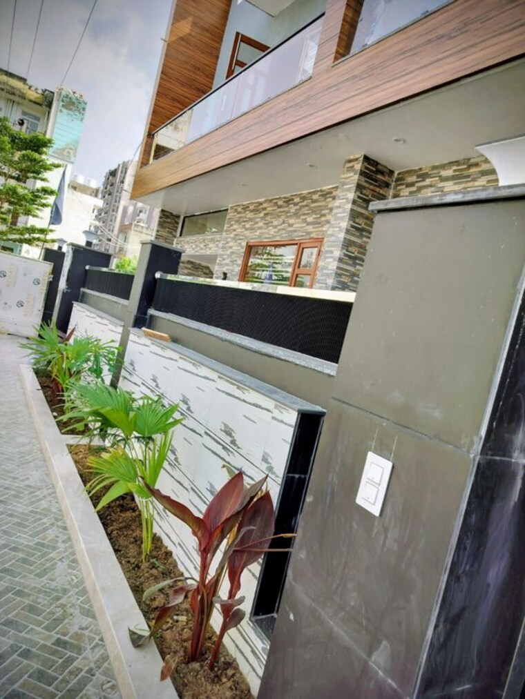 Balcony, nk-sharma-savitry-greens-2 4 Bedroom 135 Sq.Ft. Villa In Ghazipur Zirakpur 10003810