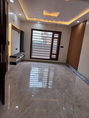 Room in 4 BHK Villa at NK Sharma Savitry Greens 2, Ghazipur – for Sale