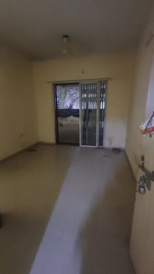 Room in 2 BHK Apartment at Excellaa Panama Park, Lohgaon – for Rent