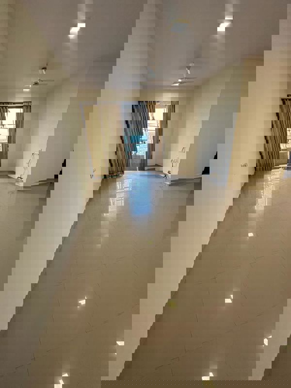 2.5 BHK 1330 Sq.Ft. Apartment in Oberoi Realty Splendor