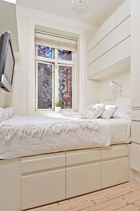 6+ BHK Independent House For Sale in Pitampura