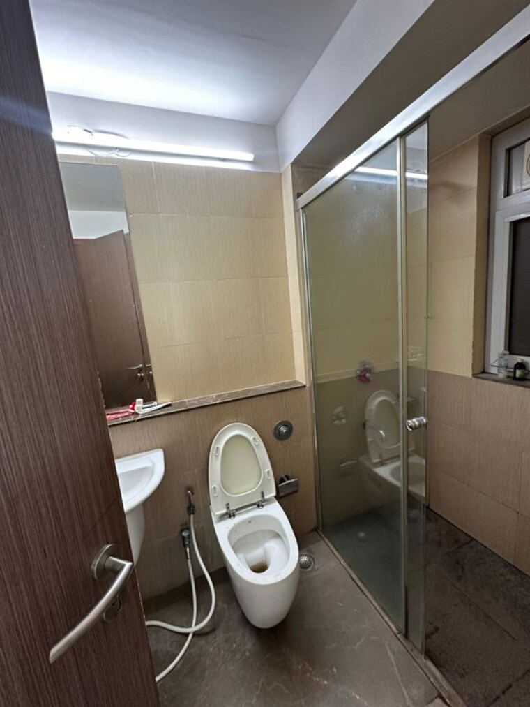 Bathroom, db-woods 4 Bedroom 2450 Sq.Ft. Apartment In Goregaon East Mumbai 10003839