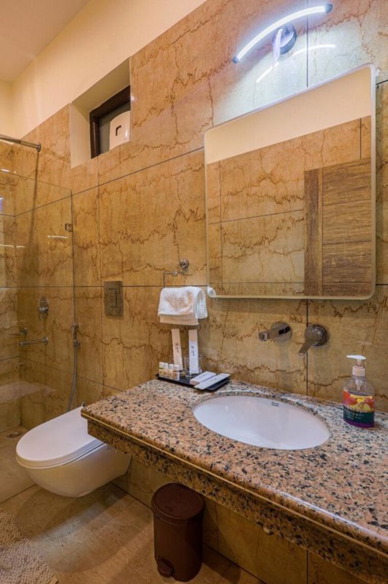 Bathroom, ramnagar 6+ Bedroom 6800 Sq.Ft. Villa In Ramnagar Nainital 10003255
