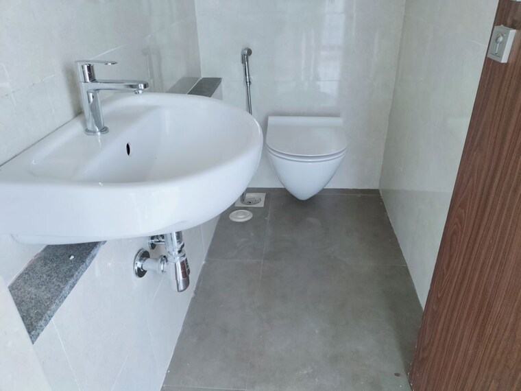 Bathroom, dynamix-divum 2 Bedroom 788 Sq.Ft. Apartment In Malad East Mumbai 10003914