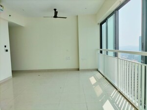 Room in 2 BHK Apartment at Dynamix Divum, Malad East – for Rent