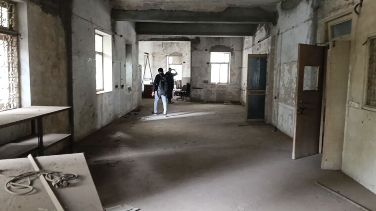  Parking, chakala Commercial Office Space 15000 Sq.Ft. In Chakala Mumbai 10003939