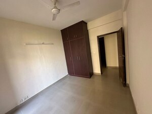 2 BHK Apartment For Rent in Signature Global The Millennia, Sector 37d