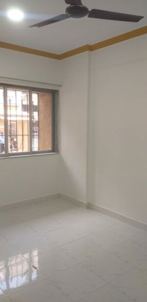 Room in 1 RK Apartment at Vedant Commercial Complex, Vartak Nagar – for Rent