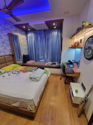 Bedroom in 3 BHK Apartment at Oberoi Exquisite Goregaon, Goregaon East – for Rent