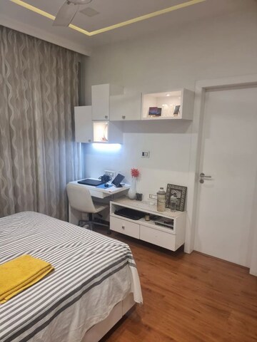 Bedroom in 3 BHK Apartment at Oberoi Exquisite Goregaon, Goregaon East – for Rent